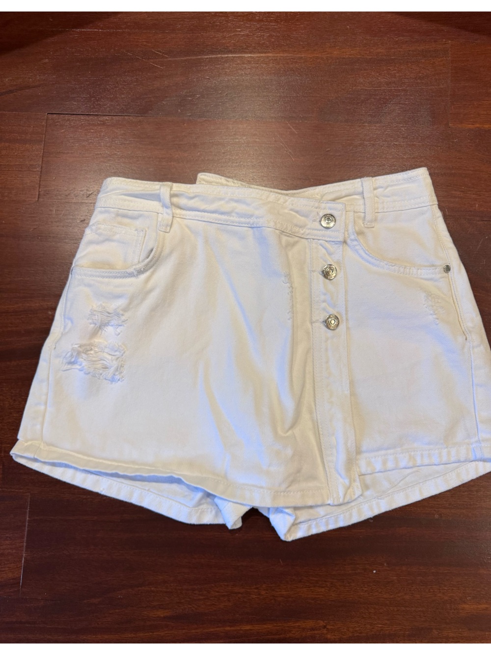 Zara White Distressed Button-Front Denim Skort